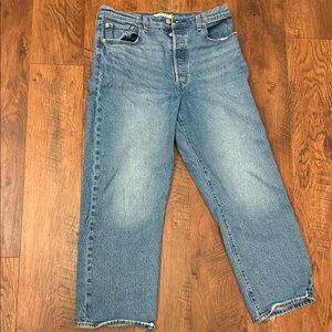 Levi's Ribcage Straight Ankle Button Fly Jeans
